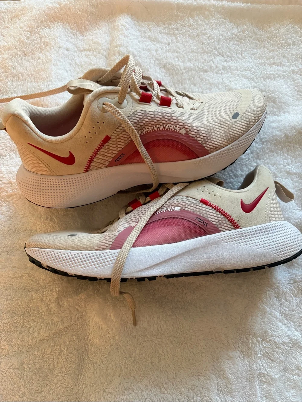 Nike React Escape Run